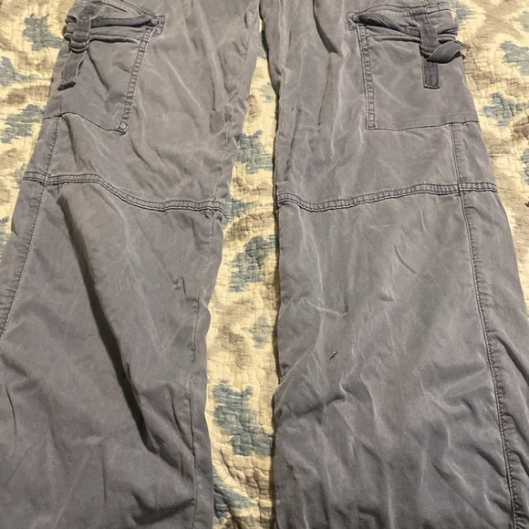 American eagle, lose rise wide leg cargo pants - Picture 2 of 7